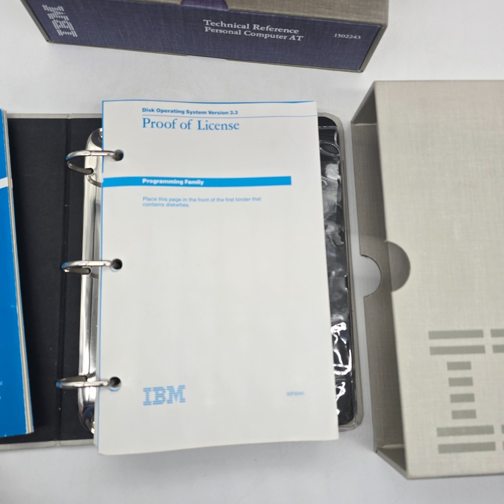 IBM PC AT DOS 3.0 BASIC Manual Set Disk Software Hardware Ref Library Binder Lot