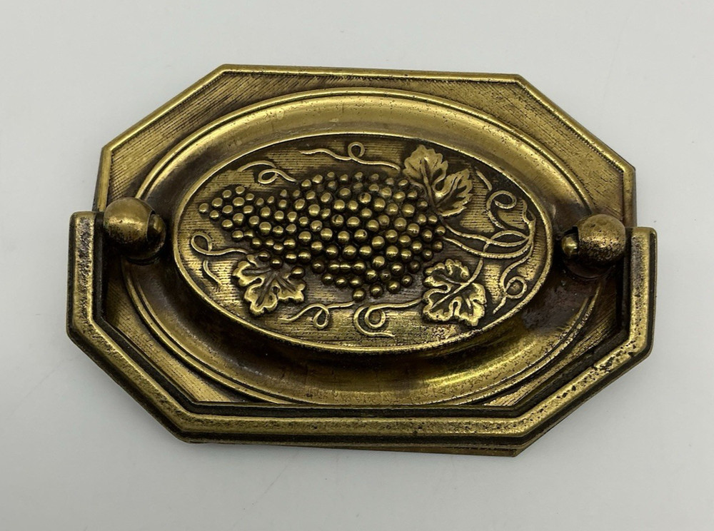 Hepplewhite Octagon Brass Single Drawer Pull Grapes & Vine/Leaves Design  A 252