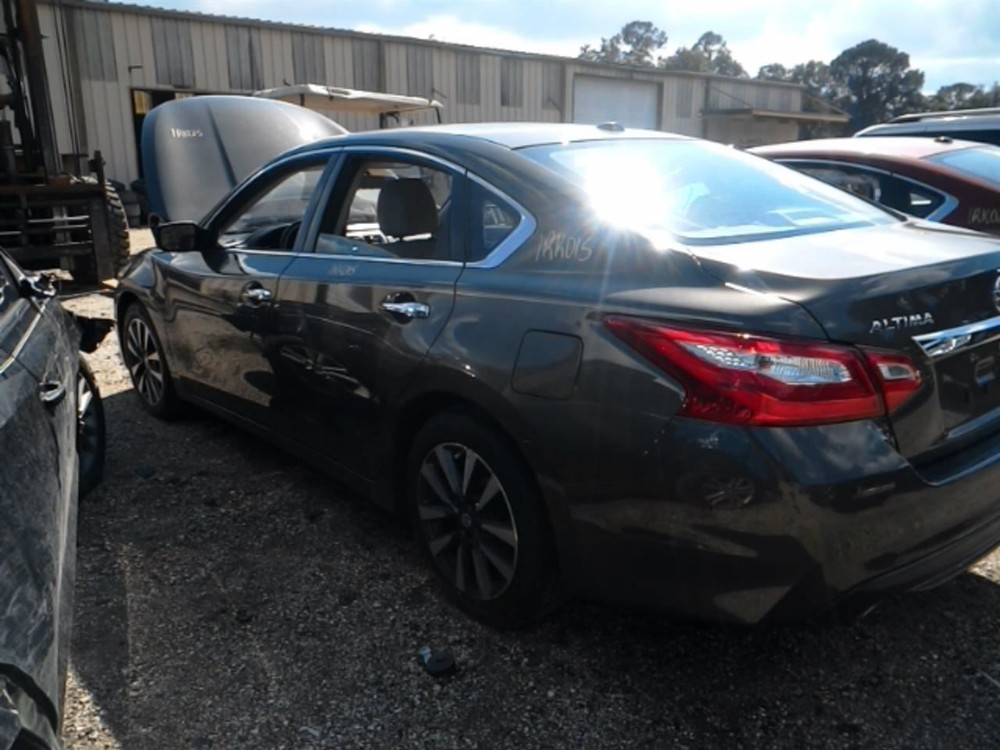 ALTIMA 2017 Fuse Box Cabin 104928359