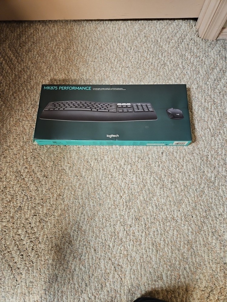 Logitech MK875 Performance Wireless Keyboard and Mouse Combo