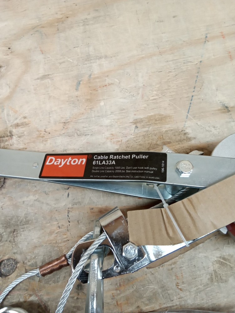 Dayton 61La33 1000/2000 Lbs. Cable Ratchet Puller