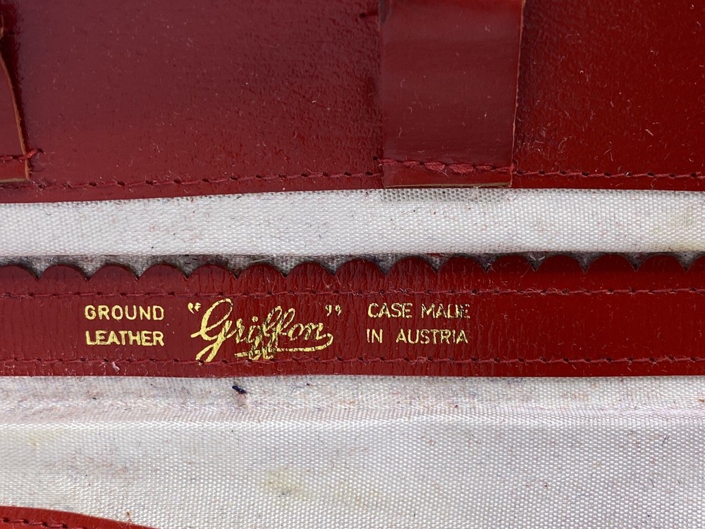 Scissors Griffon Austria Pinking Sheers Red Leather Case