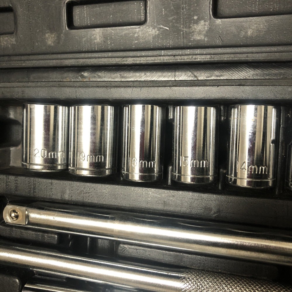 Draper Metric Socket Set, 1/2" Sq. Dr. (14Piece) 21mm piece is missing