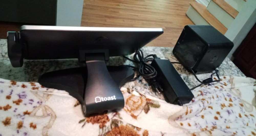 Toast Restaurant POS System Bundle (D)