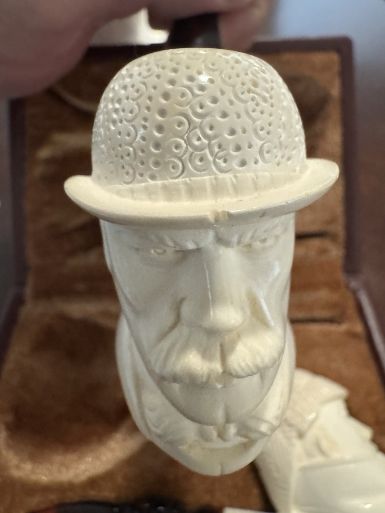 Sherlock Holmes and Dr Watson meerschaum pipes