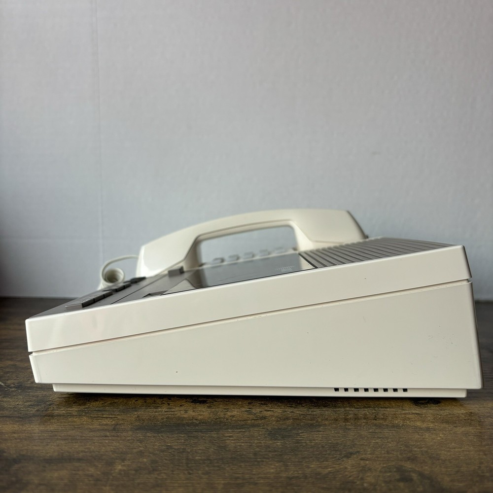 AT&T Model 1510 Answering System Retro 2-Way Programmable Office Phone - White