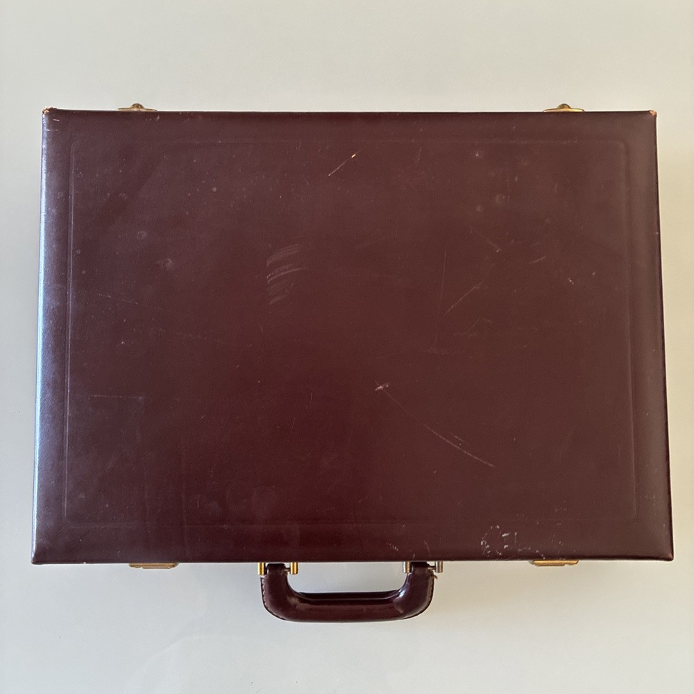 Freemason Master Lot of Books, Documents & Briefcase