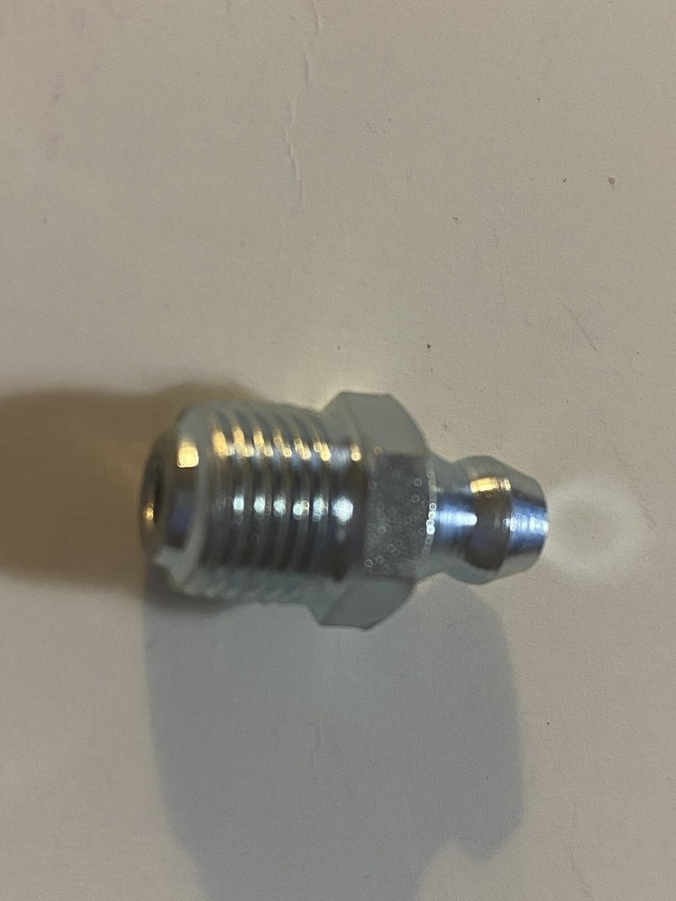 Doosan HS6710041- Grease Fitting 
