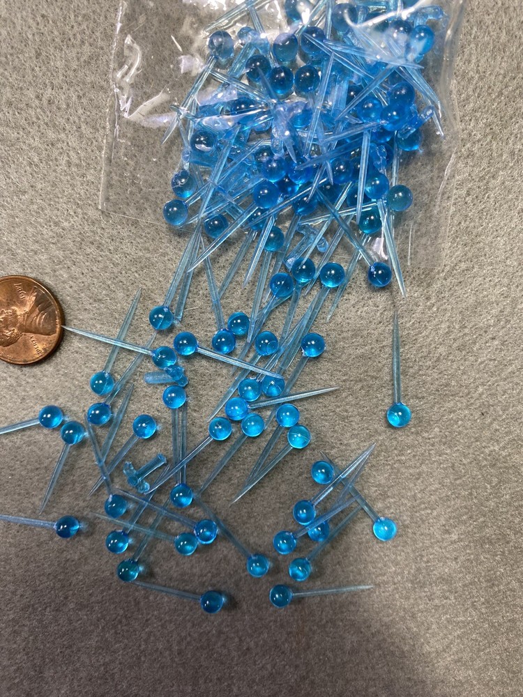 Blue Plastic Translucent Sparkle Push Pins (Sequins Pins) - Vintage