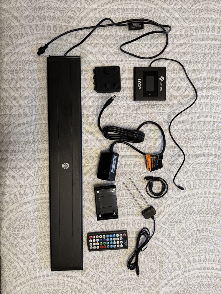 Current USA 24-36” Orbit Marine LED Aquarium Light with LOOP Controller (4101)
