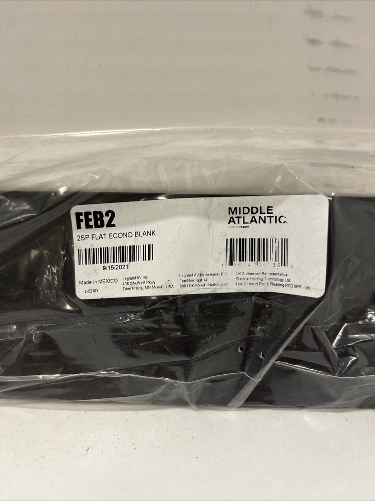 Middle Atlantic 2SP Flanged Filler Panel Black FEB2