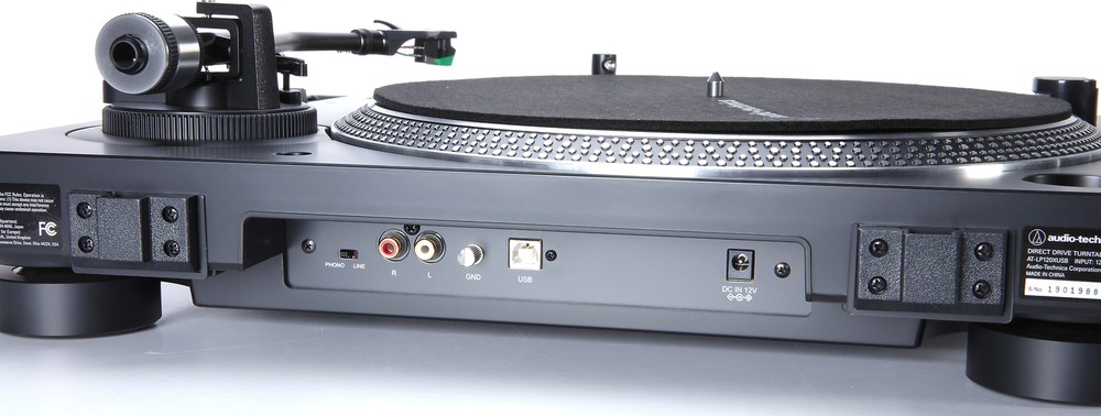 Audio-Technica AT- LP120XUSB-BK turntable w.USB output