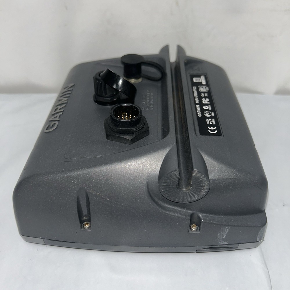 Garmin GPSMAP 521 Chartplotter Fishfinder w/ Mount, Cable, Cover & Chart Card