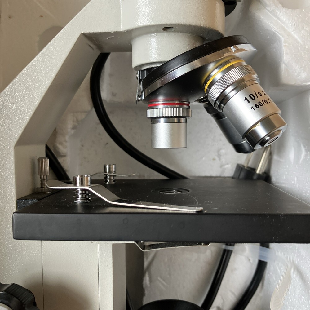 Nature's Workshop Home LED Microscope Apologia Biology Plug in