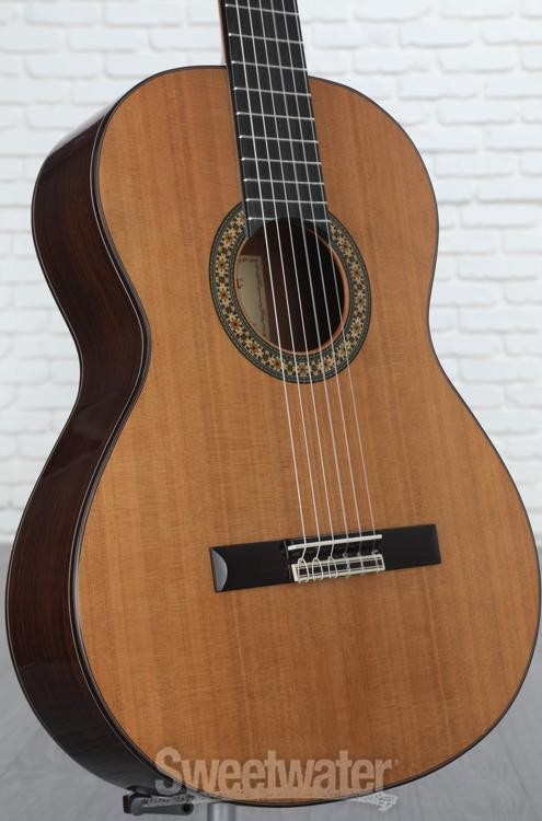 Alhambra 4 P Conservatory Nylon-string Classical Guitar - Natural