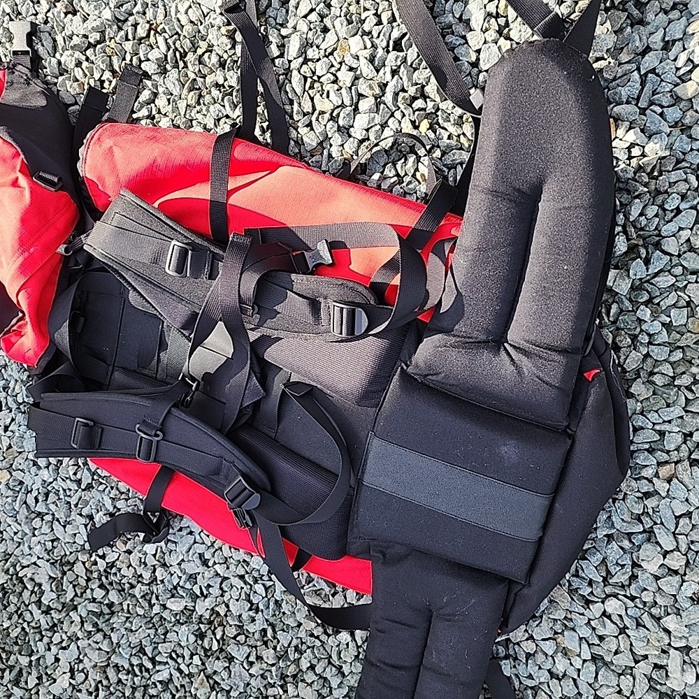 Alps Mountaineering Hiking Backpack Internal Frame Black And Red