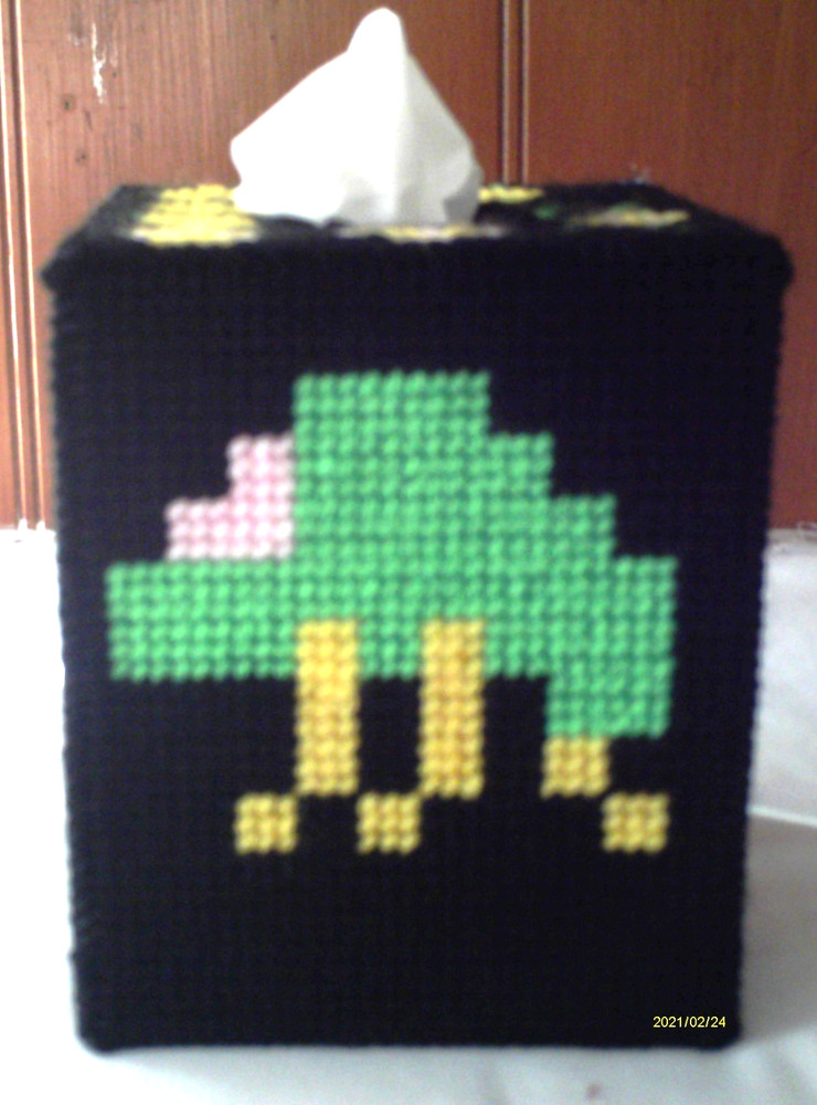 "Centipede" Tissue Box Cover (Plastic & Yarn) Finished
