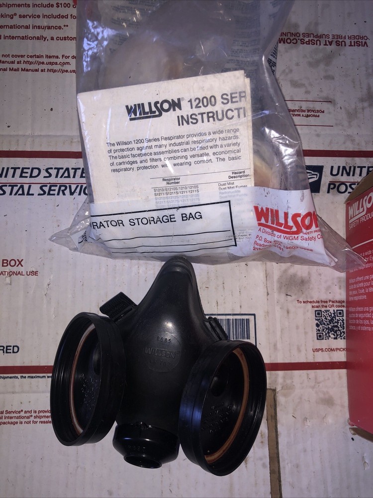 Wilson Safety Products, 1200 Basic Facepiece, 14140002