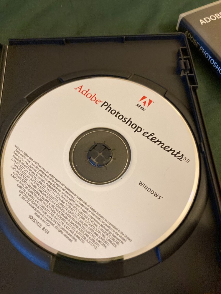 Adobe Photoshop Elements 3.0 plus Adobe Premiere Elements (PC, 2004)