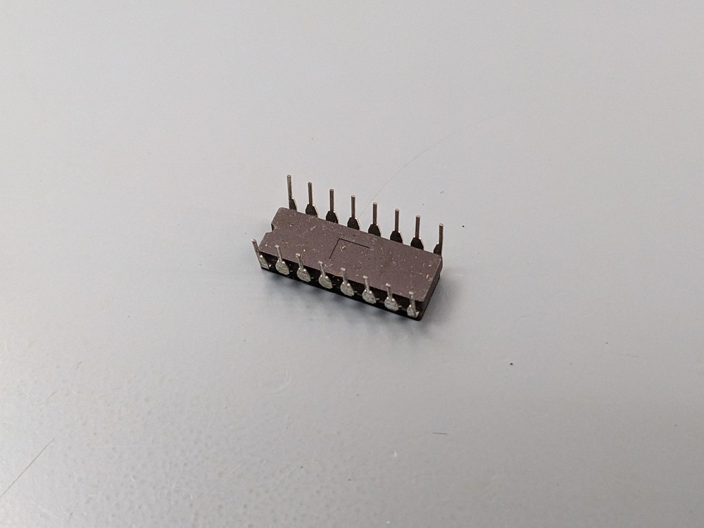 (2) Fairchild FSA2719M 8-Diode Array ICs, Ceramic