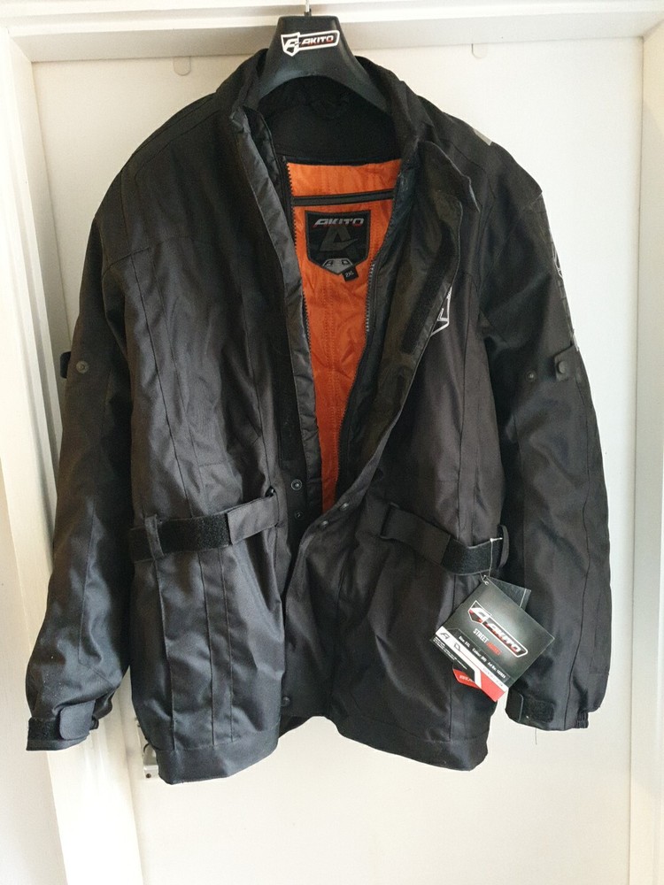 AKITO STREET JACKET SIZE XXL