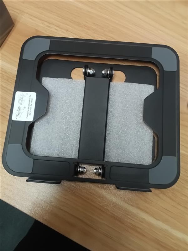 Foldable aluminum laptop stand