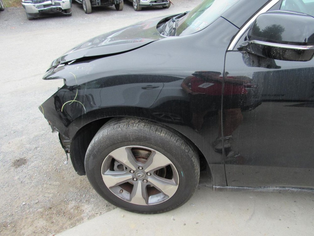 MDX 2014 Glove Box 1073391