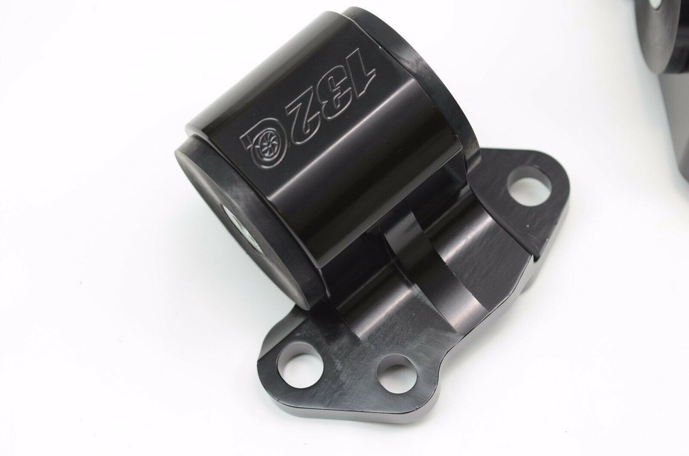 1320 performance B & D series motor mount 3 bolt civic integra Dc2 65A BLEMISH