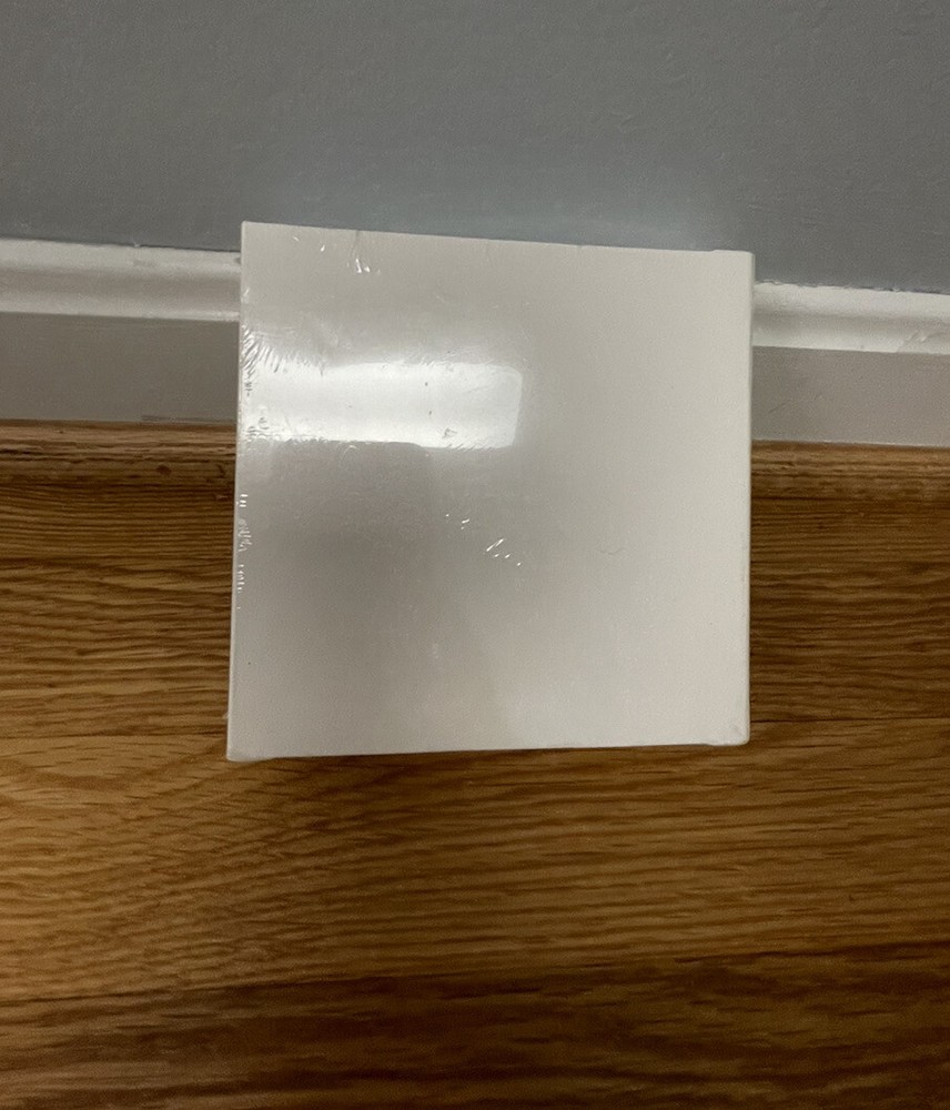 PC ESSENTIALS 3 - 22 programs on 11 CDs Jeopardy Monopoly