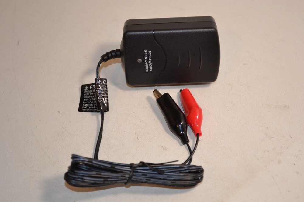 WERKER CLASS 2 BATTERY CHARGER MRJ01