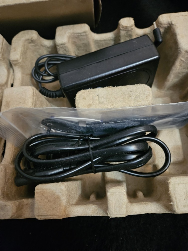 Zebra EM220II Bluetooth Mobile Thermal Receipt Printer Complete Kit Open Box