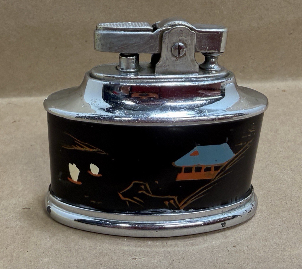 Vintage Ronson Asian Scene Lighter