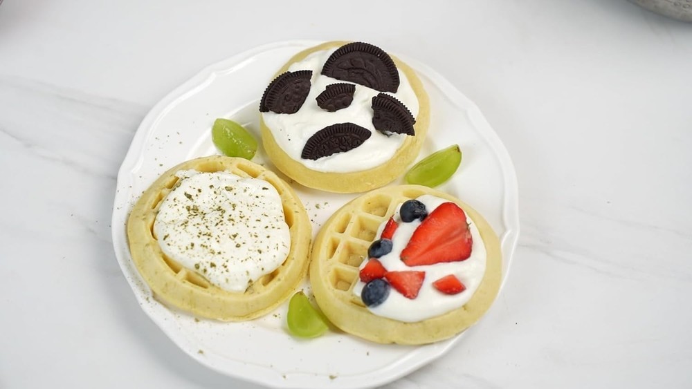 Mini Waffle Maker with Heart & Donut Plates