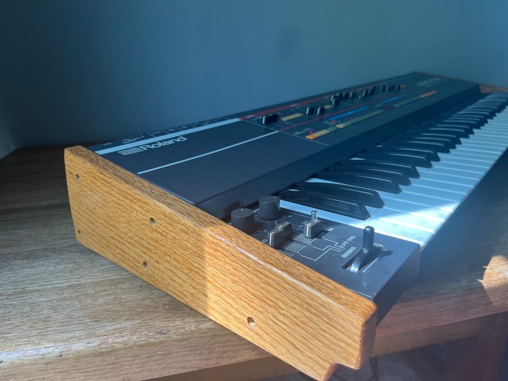 Roland Juno-106 Six-Voice Polyphonic and Programmable Analog Synthesizer