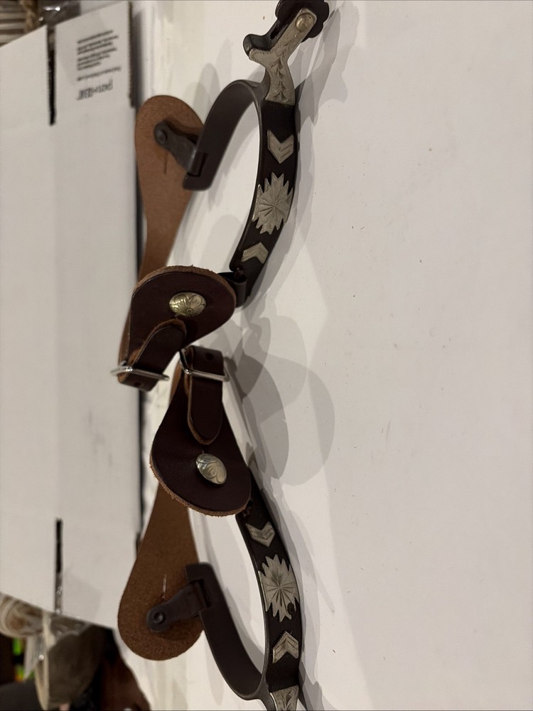 Weaver Spurs And Spur Strap Set