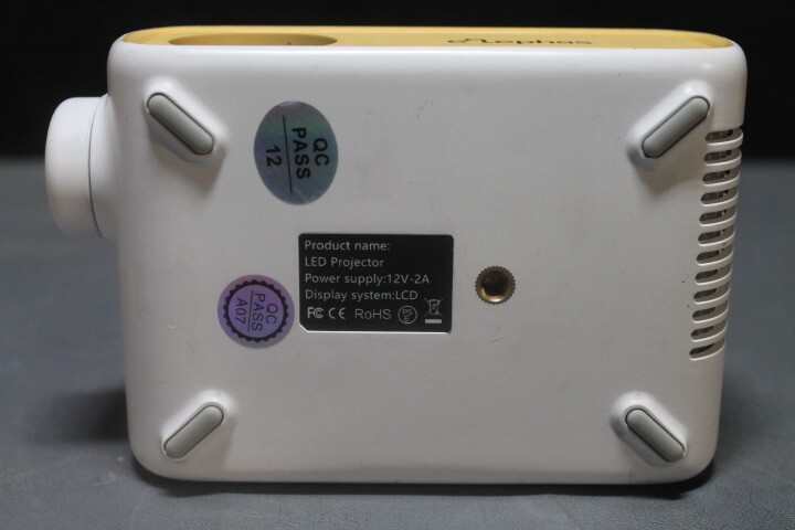 ELEPHAS Mini Portable Projector YG280 For iPhone /home DEVICE ONLY