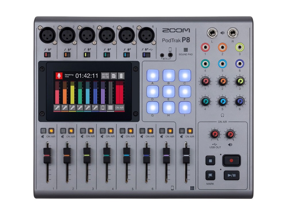 ZOOM PodTrak P8 The Ultimate Workstation Multi Track Recorder