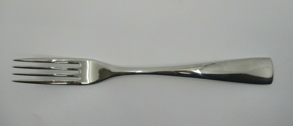 ONEIDA STAINLESS CURVA DINNER FORK  - 8 1/2" - 01G