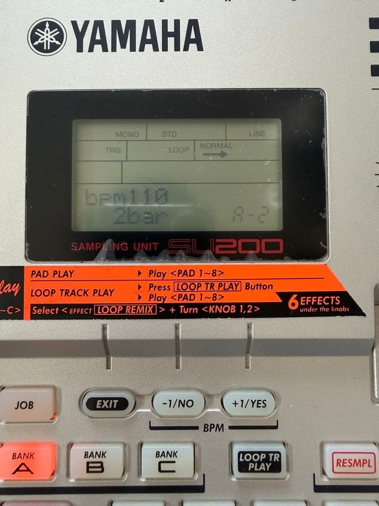 YAMAHA SU200 Sampler with Dedicated Bag Sampling CD AC Adapter