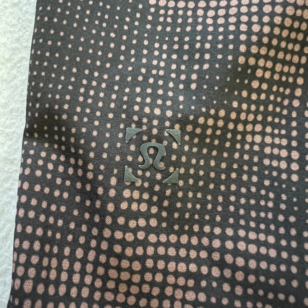 Lululemon Men Illusion Red Dust Obsidian Print T.H.E. Short Linerless 11" M