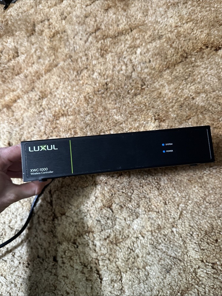 Luxul XWC-1000 Wireless Controller System (Unit Only / No Cord)