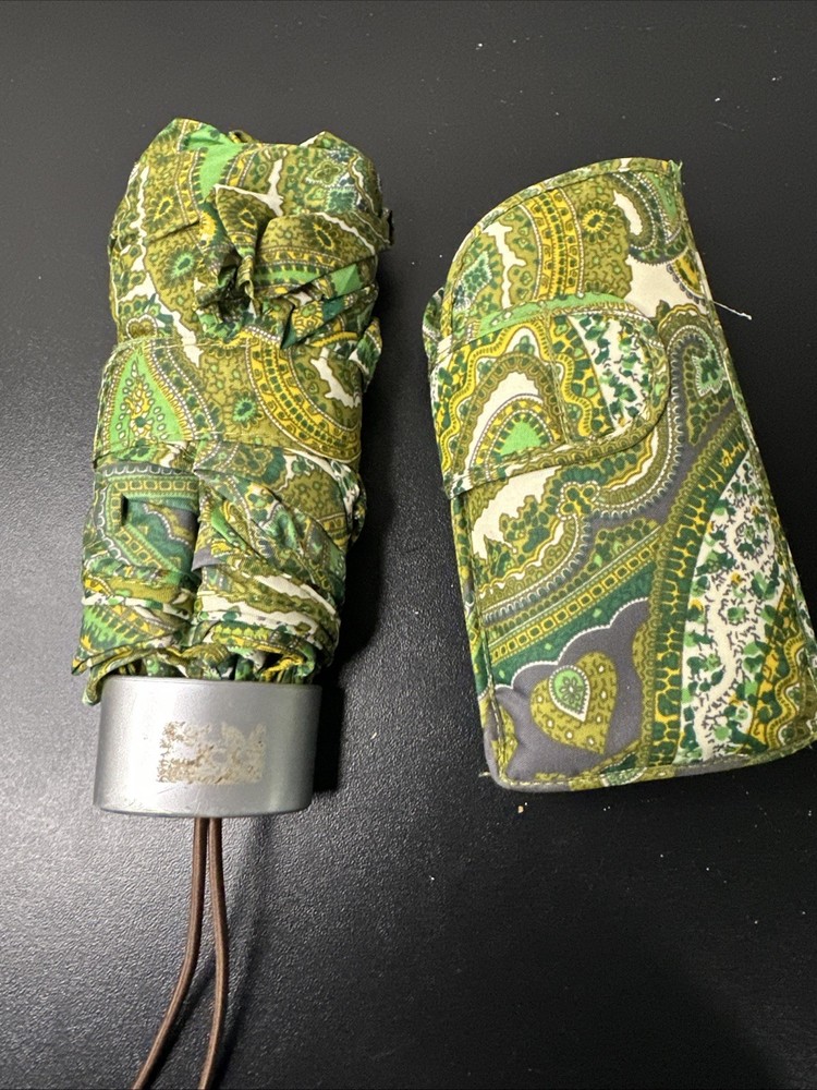Liz Claiborne Umbrella Green Compact With Case