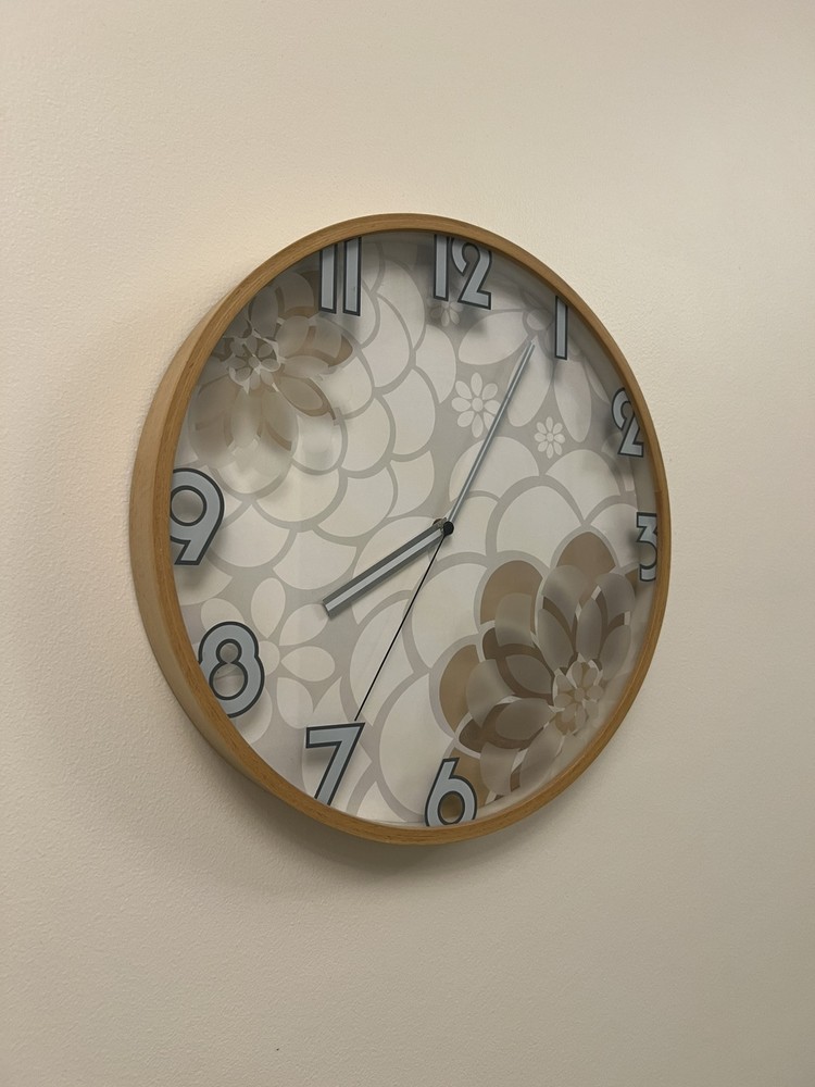 vintage clocks wall