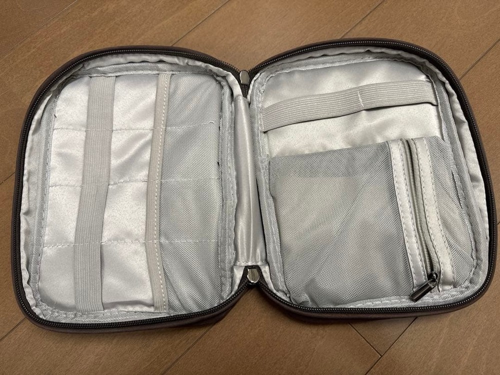 Smartphone PC Peripherals Gadget Cases