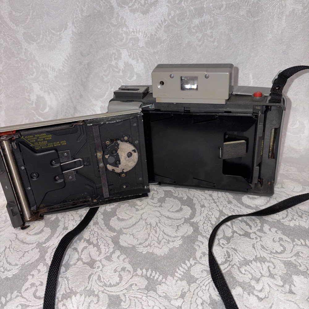 Vintage Polaroid Land Camera Countdown 70