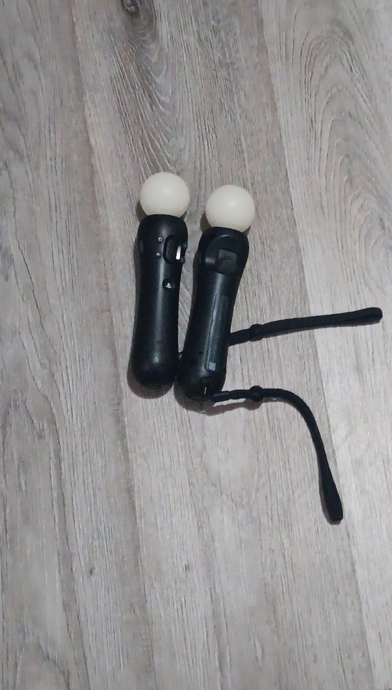 Sony PlayStation VR Headset Bundle Black/ with Controllers, Camera & Cables