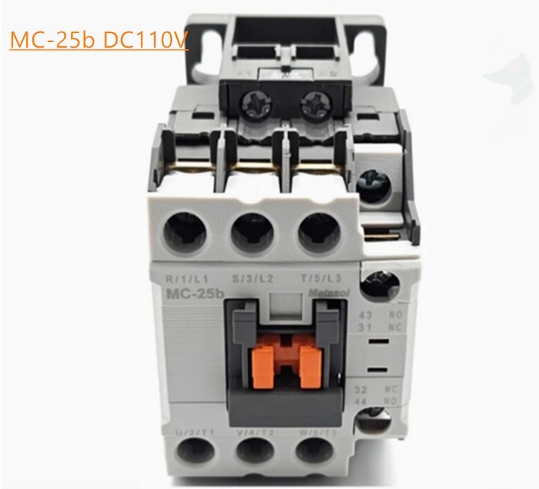 1PC LS DC Contactor MC-25b  DC110V 3P