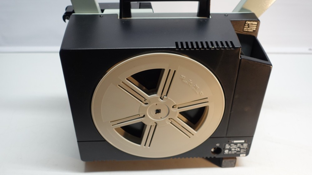 Vintage ELMO 16mm film projector 16-CL Partially working needs rollers