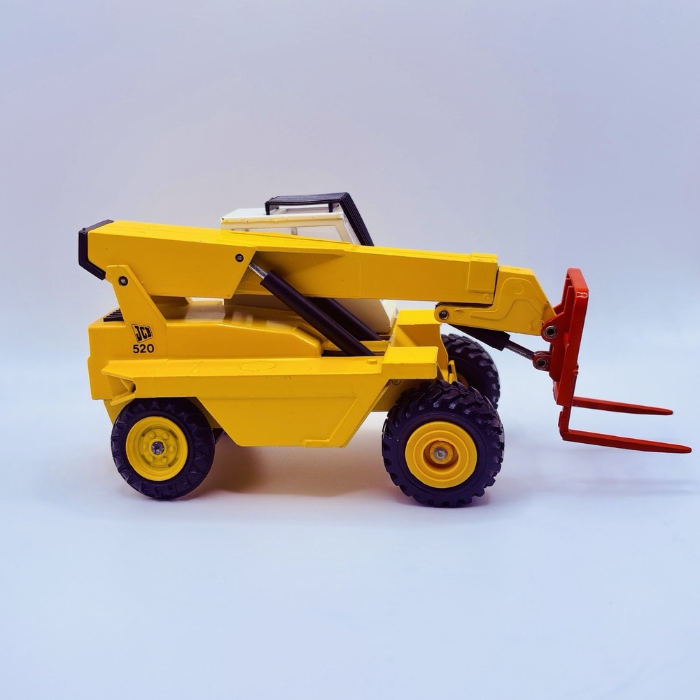 JCB 520 Telescopic Handler - NZG 1:35 Scale Diecast Model #175
