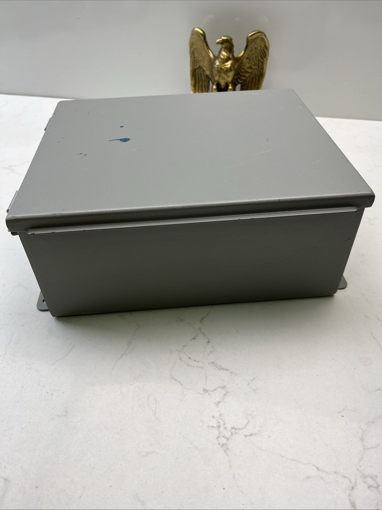 B121005 Wiegmann Wall Mount Enclosure